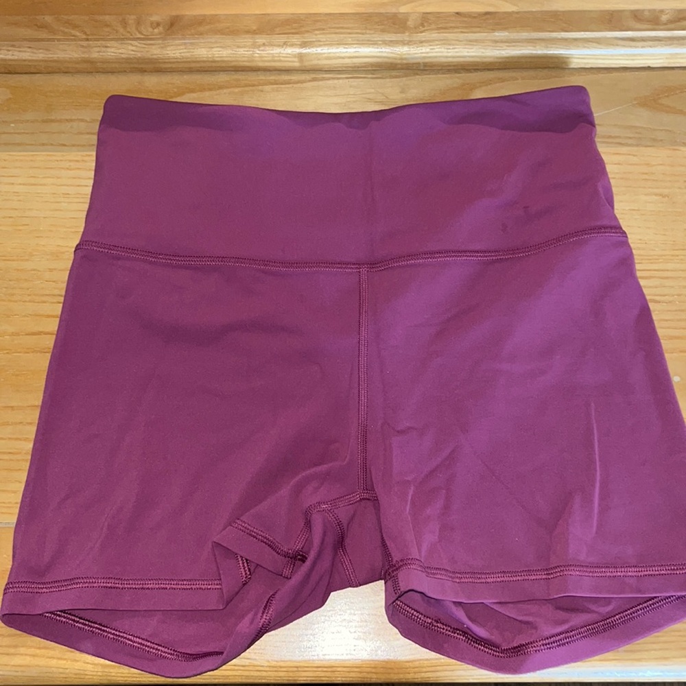 Athleta High Rise Elation Shortie